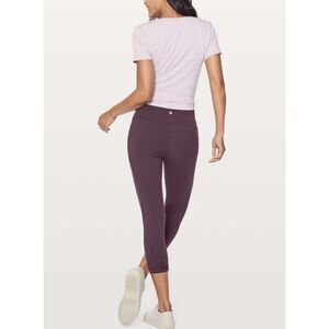 LULULEMON ATHLETICA Wunder Under Crop in Black Cherry Size 4